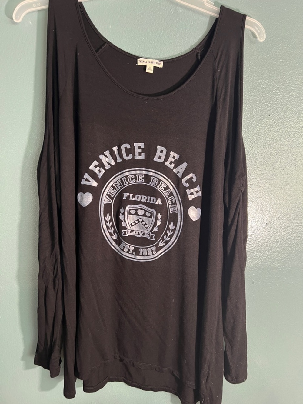 **3 for $12**Zenana Outfitters long sleeve w/cold shoulder